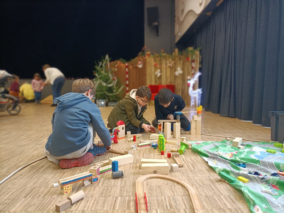 jeux en bois de construction, Pichenette et compagnie