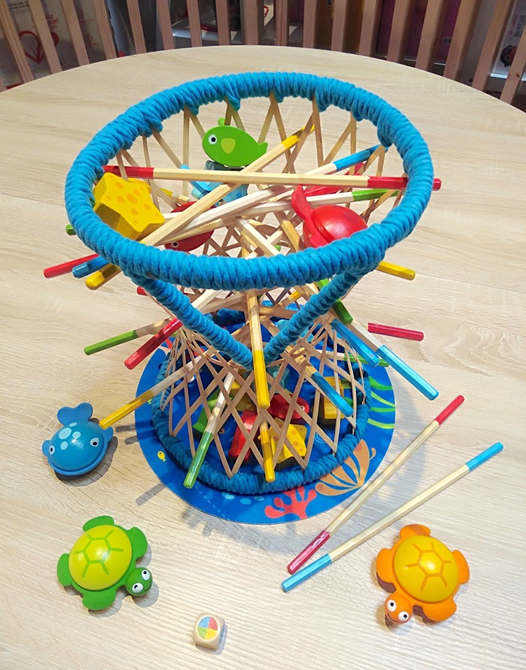 Filet du pecheur, jeux en bois en autonomie, Pichenette et compagnie