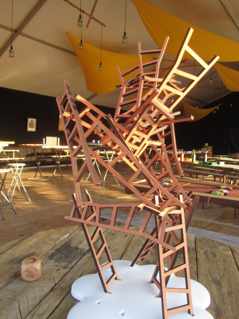 décrocher la Lune, jeux en bois en autonomie, Pichenette et compagnie